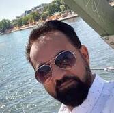 انا من غليزان، أعزب، 41 سنة هنا من أجل البحث عن شريك لتحقيق زواج عادي تعرف عليّ أكثر من خلال بروفايلي، فربّ صدفة خير من ألف ميعاد.