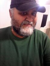 انا من بنغازي، متزوج، 60 سنة هنا من أجل البحث عن شريك لتحقيق زواج متعدد تعرف عليّ أكثر من خلال بروفايلي، فربّ صدفة خير من ألف ميعاد.