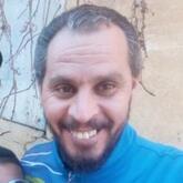 انا من الأغواط، أعزب، 44 سنة هنا من أجل البحث عن شريك لتحقيق زواج عادي تعرف عليّ أكثر من خلال بروفايلي، فربّ صدفة خير من ألف ميعاد.