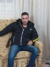 انا من المطريه، مطلق، 45 سنة هنا من أجل البحث عن شريك لتحقيق زواج عادي تعرف عليّ أكثر من خلال بروفايلي، فربّ صدفة خير من ألف ميعاد.