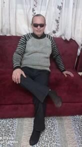 انا من البحيرة، أرمل، 68 سنة هنا من أجل البحث عن شريك لتحقيق علاقة تعارف تعرف عليّ أكثر من خلال بروفايلي، فربّ صدفة خير من ألف ميعاد.