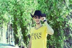 انا من zafer، أعزب، 33 سنة هنا من أجل البحث عن شريك لتحقيق علاقة تعارف تعرف عليّ أكثر من خلال بروفايلي، فربّ صدفة خير من ألف ميعاد.