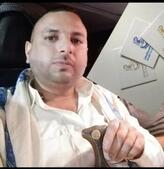 انا من ذمار، متزوج، 45 سنة هنا من أجل البحث عن شريك لتحقيق زواج عادي تعرف عليّ أكثر من خلال بروفايلي، فربّ صدفة خير من ألف ميعاد.