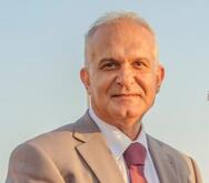 انا من نجران، متزوج، 59 سنة هنا من أجل البحث عن شريك لتحقيق زواج عادي تعرف عليّ أكثر من خلال بروفايلي، فربّ صدفة خير من ألف ميعاد.