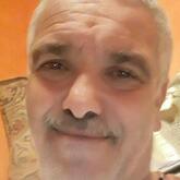 انا من قسنطينة، أرمل، 53 سنة هنا من أجل البحث عن شريك لتحقيق زواج عادي تعرف عليّ أكثر من خلال بروفايلي، فربّ صدفة خير من ألف ميعاد.