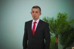 نا شاب عاطفي جدا ابحث عن امراة للتعارف والزواج لا يهمني العمر او الشكل الجمال جمال الروح لان جمال الشكل يزول ويبقى جمال القلب الحب لا يعرف عمر او مكان...