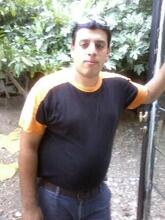 انا من حي نزال، أعزب، 37 سنة هنا من أجل البحث عن شريك لتحقيق زواج عادي تعرف عليّ أكثر من خلال بروفايلي، فربّ صدفة خير من ألف ميعاد.