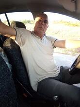 انا من قسنطينة، أرمل، 62 سنة هنا من أجل البحث عن شريك لتحقيق زواج عادي تعرف عليّ أكثر من خلال بروفايلي، فربّ صدفة خير من ألف ميعاد.