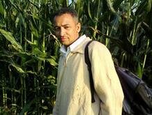 انا من الخرطوم، أعزب، 41 سنة هنا من أجل البحث عن شريك لتحقيق علاقة تعارف تعرف عليّ أكثر من خلال بروفايلي، فربّ صدفة خير من ألف ميعاد.