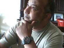 انا أعزب، 60 سنة هنا من أجل البحث عن شريك لتحقيق علاقة تعارف تعرف عليّ أكثر من خلال بروفايلي، فربّ صدفة خير من ألف ميعاد.