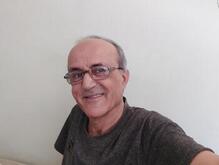 انا مطلق، 61 سنة هنا من أجل البحث عن شريك لتحقيق زواج عادي تعرف عليّ أكثر من خلال بروفايلي، فربّ صدفة خير من ألف ميعاد.