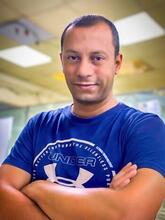 انا من حولي، متزوج، 49 سنة هنا من أجل البحث عن شريك لتحقيق زواج متعدد تعرف عليّ أكثر من خلال بروفايلي، فربّ صدفة خير من ألف ميعاد.