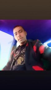 انا من عين فكرون، أعزب، 37 سنة هنا من أجل البحث عن شريك لتحقيق زواج عادي تعرف عليّ أكثر من خلال بروفايلي، فربّ صدفة خير من ألف ميعاد.