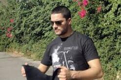 انا من بني سويف، أعزب، 42 سنة هنا من أجل البحث عن شريك لتحقيق زواج عادي تعرف عليّ أكثر من خلال بروفايلي، فربّ صدفة خير من ألف ميعاد.