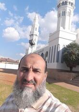 انا مطلق، 54 سنة هنا من أجل البحث عن شريك لتحقيق زواج عادي تعرف عليّ أكثر من خلال بروفايلي، فربّ صدفة خير من ألف ميعاد.