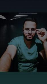 انا أعزب، 29 سنة هنا من أجل البحث عن شريك لتحقيق زواج عادي تعرف عليّ أكثر من خلال بروفايلي، فربّ صدفة خير من ألف ميعاد.