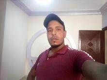 انا من الزقازيق، مطلق، 41 سنة هنا من أجل البحث عن شريك لتحقيق زواج عادي تعرف عليّ أكثر من خلال بروفايلي، فربّ صدفة خير من ألف ميعاد.