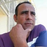 انا مطلق، 45 سنة هنا من أجل البحث عن شريك لتحقيق زواج عادي تعرف عليّ أكثر من خلال بروفايلي، فربّ صدفة خير من ألف ميعاد.