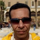 انا من سوهاج، مطلق، 50 سنة هنا من أجل البحث عن شريك لتحقيق زواج عادي تعرف عليّ أكثر من خلال بروفايلي، فربّ صدفة خير من ألف ميعاد.
