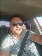 انا متزوج، 44 سنة هنا من أجل البحث عن شريك لتحقيق زواج عادي تعرف عليّ أكثر من خلال بروفايلي، فربّ صدفة خير من ألف ميعاد.