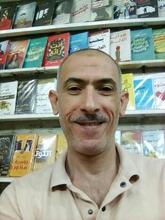 انا من الغربية، متزوج، 52 سنة هنا من أجل البحث عن شريك لتحقيق زواج متعدد تعرف عليّ أكثر من خلال بروفايلي، فربّ صدفة خير من ألف ميعاد.