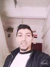 انا من سيدي بشر، أعزب، 39 سنة هنا من أجل البحث عن شريك لتحقيق زواج عادي تعرف عليّ أكثر من خلال بروفايلي، فربّ صدفة خير من ألف ميعاد.