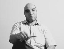 44 سنة، متزوج و أب لخمسة أطفال و الحمد لله ، مهندس معماري ، أريد زوجة ثانية ، في العلن و ليس في السر ، تكون ميسورة الحال و لها...