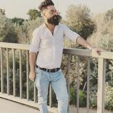 انا أعزب، 36 سنة هنا من أجل البحث عن شريك لتحقيق زواج عادي تعرف عليّ أكثر من خلال بروفايلي، فربّ صدفة خير من ألف ميعاد.