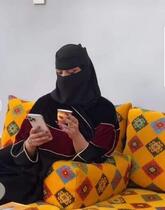 انا مطلقة، 33 سنة هنا من أجل البحث عن شريك لتحقيق زواج عادي تعرف عليّ أكثر من خلال بروفايلي، فربّ صدفة خير من ألف ميعاد.