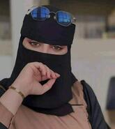 طموحة، اقدر الحياة التشاركية، اميل للنقاشات والحورات، متزنة، منطقية، على قدر من الاخلاق والاحترام بفضل الله، طالبة دراسات عليا حاليا، العمى ماهو الا حافز لي ونقطة انطلاقة ، اعيش حياتي...