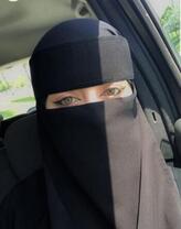 انا عزباء، 29 سنة هنا من أجل البحث عن شريك لتحقيق زواج عادي تعرف عليّ أكثر من خلال بروفايلي، فربّ صدفة خير من ألف ميعاد.