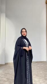 انا عزباء، 30 سنة هنا من أجل البحث عن شريك لتحقيق زواج عادي تعرف عليّ أكثر من خلال بروفايلي، فربّ صدفة خير من ألف ميعاد.