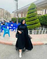 انا من برج الميزان، 30 سنة هنا من أجل البحث عن شريك لتحقيق زواج عادي تعرف عليّ أكثر من خلال بروفايلي، فربما نجمك هو الذي دلّك إلي.