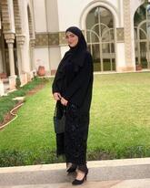 انا من دار السلام، عزباء، 32 سنة هنا من أجل البحث عن شريك لتحقيق زواج عادي تعرف عليّ أكثر من خلال بروفايلي، فربّ صدفة خير من ألف ميعاد.