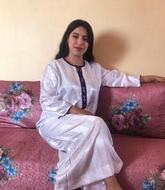 انا عزباء، 32 سنة هنا من أجل البحث عن شريك لتحقيق زواج عادي تعرف عليّ أكثر من خلال بروفايلي، فربّ صدفة خير من ألف ميعاد.