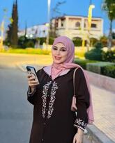 انا من مكناس ـ تافلالت، عزباء، 32 سنة هنا من أجل البحث عن شريك لتحقيق زواج عادي تعرف عليّ أكثر من خلال بروفايلي، فربّ صدفة خير من ألف ميعاد.