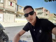 انا من ام البواقي، أعزب، 37 سنة هنا من أجل البحث عن شريك لتحقيق زواج عادي تعرف عليّ أكثر من خلال بروفايلي، فربّ صدفة خير من ألف ميعاد.