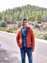 انا من اكادير، أعزب، 28 سنة هنا من أجل البحث عن شريك لتحقيق زواج عادي تعرف عليّ أكثر من خلال بروفايلي، فربّ صدفة خير من ألف ميعاد.