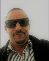 انا أعزب، 45 سنة هنا من أجل البحث عن شريك لتحقيق علاقة تعارف تعرف عليّ أكثر من خلال بروفايلي، فربّ صدفة خير من ألف ميعاد.