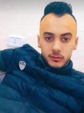انا أعزب، 34 سنة هنا من أجل البحث عن شريك لتحقيق زواج عادي تعرف عليّ أكثر من خلال بروفايلي، فربّ صدفة خير من ألف ميعاد.