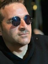 انا من اوترخت، أعزب، 38 سنة هنا من أجل البحث عن شريك لتحقيق زواج عادي تعرف عليّ أكثر من خلال بروفايلي، فربّ صدفة خير من ألف ميعاد.