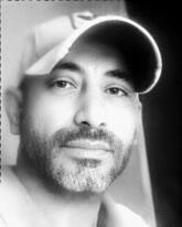 انا من سوسة، أعزب، 44 سنة هنا من أجل البحث عن شريك لتحقيق زواج عادي تعرف عليّ أكثر من خلال بروفايلي، فربّ صدفة خير من ألف ميعاد.
