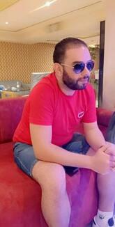 انا من فاس، أعزب، 34 سنة هنا من أجل البحث عن شريك لتحقيق زواج عادي تعرف عليّ أكثر من خلال بروفايلي، فربّ صدفة خير من ألف ميعاد.