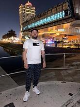 انا من الإمارات، أعزب، 30 سنة هنا من أجل البحث عن شريك لتحقيق زواج عادي تعرف عليّ أكثر من خلال بروفايلي، فربّ صدفة خير من ألف ميعاد.