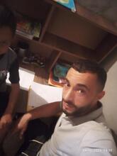 انا أعزب، 30 سنة هنا من أجل البحث عن شريك لتحقيق زواج عادي تعرف عليّ أكثر من خلال بروفايلي، فربّ صدفة خير من ألف ميعاد.