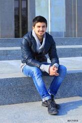 انا من الجزائر، أعزب، 45 سنة هنا من أجل البحث عن شريك لتحقيق زواج عادي تعرف عليّ أكثر من خلال بروفايلي، فربّ صدفة خير من ألف ميعاد.