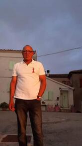 انا من Ferrara، مطلق، 59 سنة هنا من أجل البحث عن شريك لتحقيق زواج عادي تعرف عليّ أكثر من خلال بروفايلي، فربّ صدفة خير من ألف ميعاد.