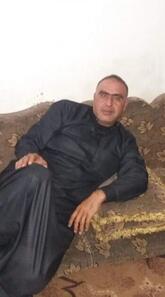 انا من دمشق، أرمل، 57 سنة هنا من أجل البحث عن شريك لتحقيق زواج عادي تعرف عليّ أكثر من خلال بروفايلي، فربّ صدفة خير من ألف ميعاد.