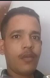 انا من أسيوط، أعزب، 38 سنة هنا من أجل البحث عن شريك لتحقيق زواج عادي تعرف عليّ أكثر من خلال بروفايلي، فربّ صدفة خير من ألف ميعاد.