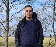 انا من هانوفر ، مطلق، 47 سنة هنا من أجل البحث عن شريك لتحقيق زواج عادي تعرف عليّ أكثر من خلال بروفايلي، فربّ صدفة خير من ألف ميعاد.